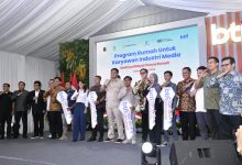 Menteri Ara