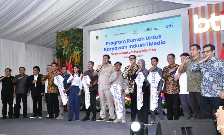 Menteri Ara
