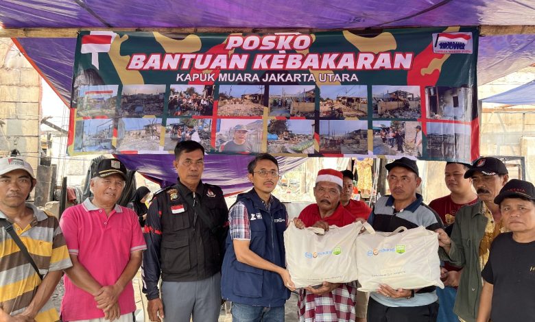 WEGE Salurkan Bantuan ke Masyarakat Korban Terdampak Kebakaran