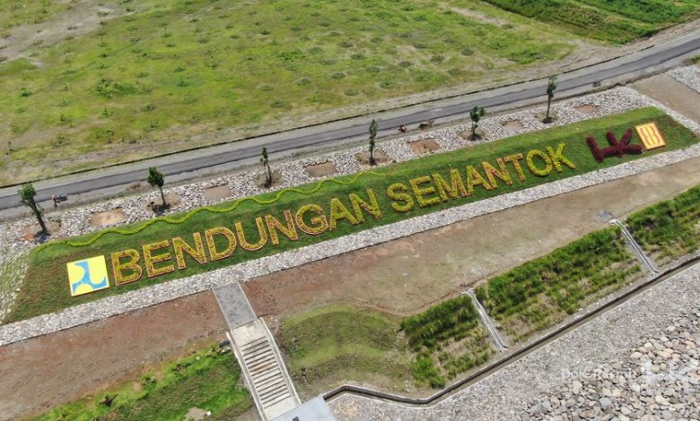 Proyek Bendungan