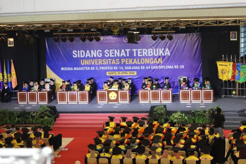 Wisuda Unikal 